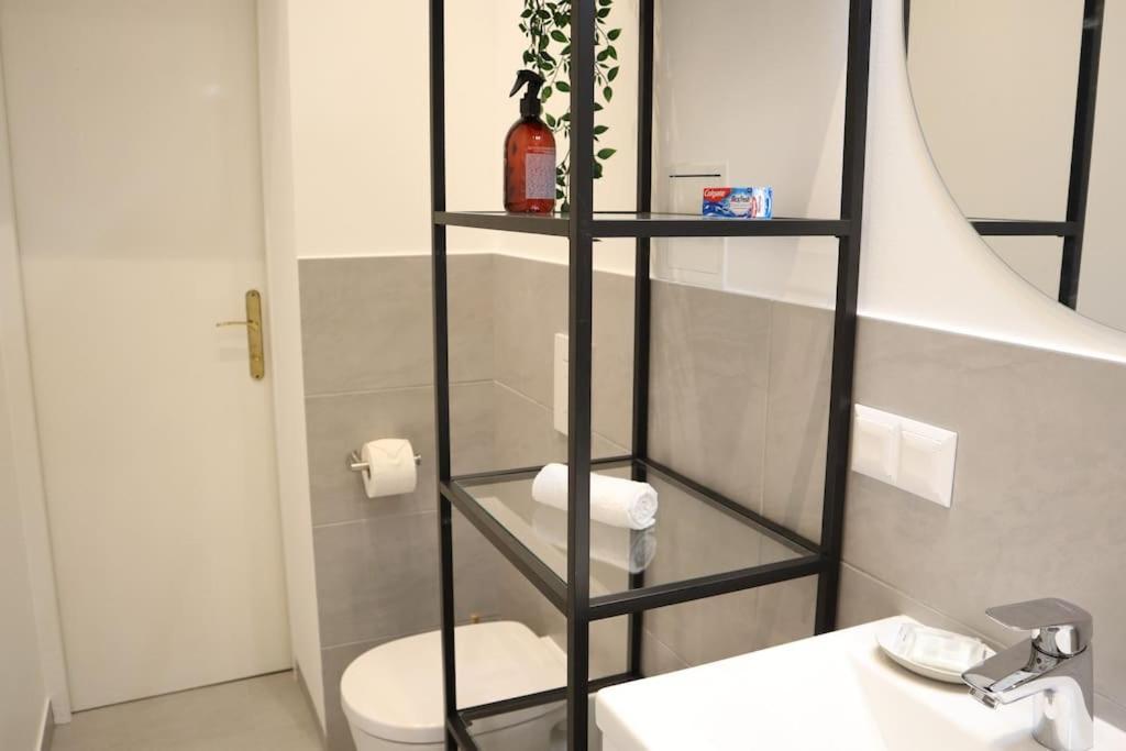 Bloom - Cozy Apartment, 5 Stops To City Center Wien Exterior foto